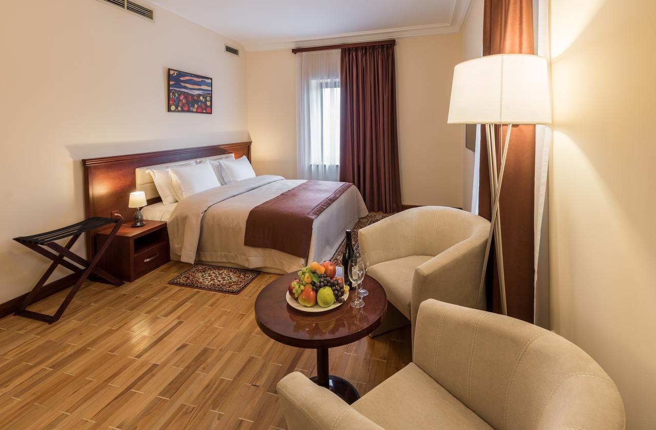 Areve Residence Boutique Hotel Ереван Екстериор снимка